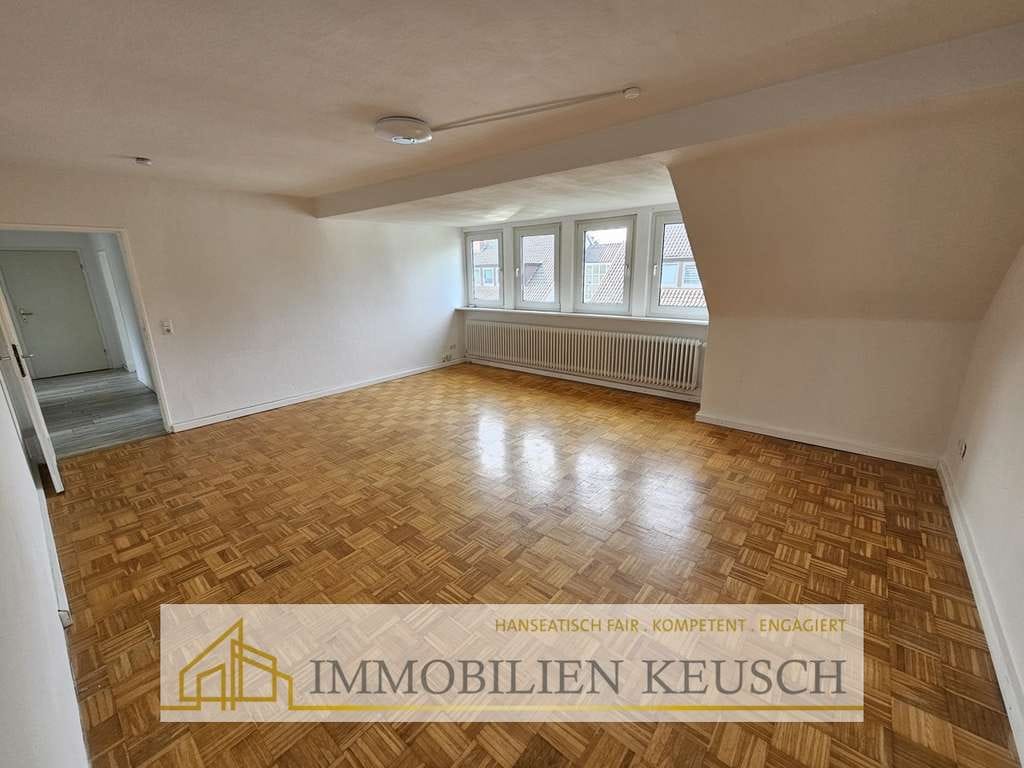 Immobilie in Achim - Helle 4-Zimmer-Wohnung mit großem Wohn-Esszimmer und vielen Fenstern ! Ruhige & zentrale Lage - Bild 1