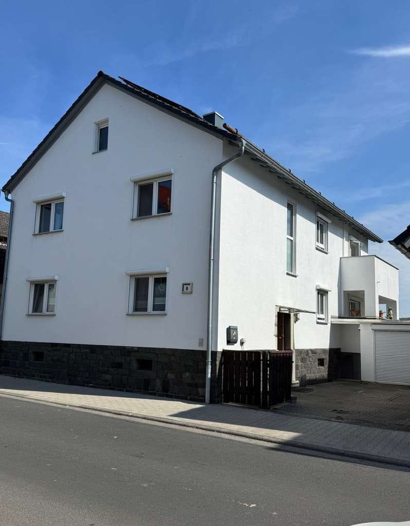 Immobilie in Brensbach - Großzügiges Haus mit  mit tollem unverbaubaren Ausblick - Bild 0