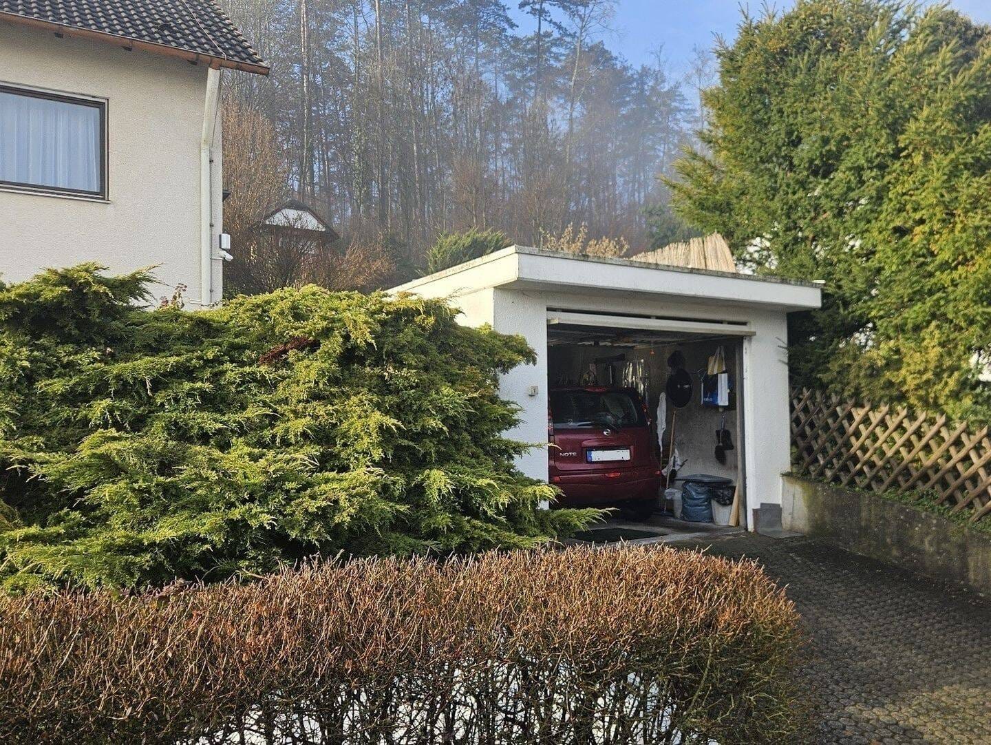 Immobilie in Bad Kissingen - Großzügiges Wohnglück mit Renditepotenzial - Bild 1