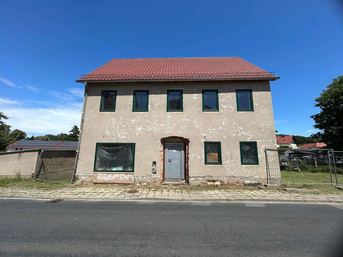 Immobilie in Frohburg - Ihr Traumhaus nimmt Gestalt an - gestalten Sie es nach Ihren Vorstellungen! - Bild 0