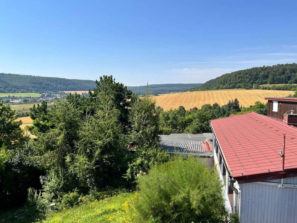 Immobilie in Sondershausen - Einfamilienhaus mit Bungalow und 1.600 m² großem Grundst. in bevorzugter Wohnlage in Sondershausen - Bild 4