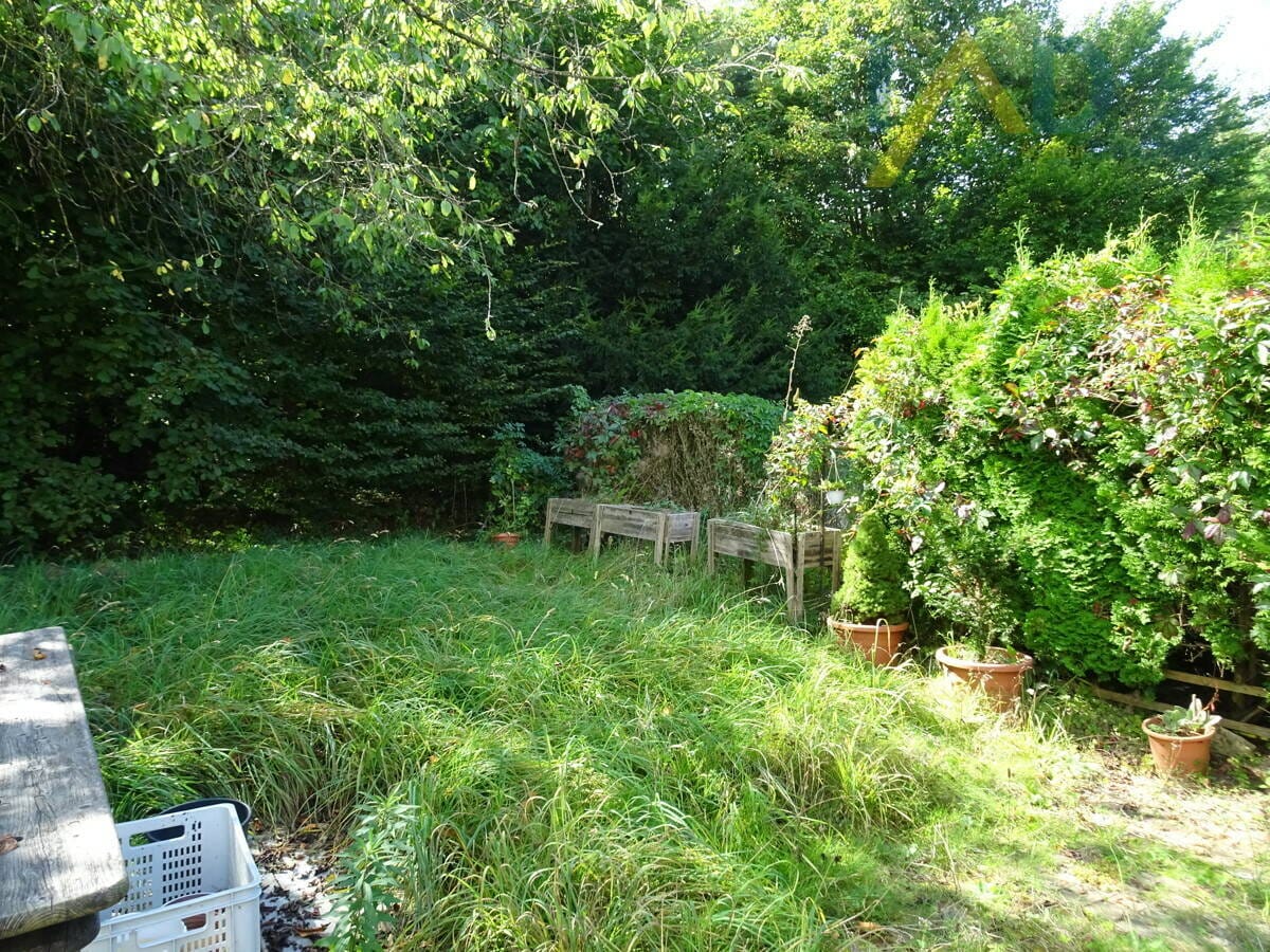 Immobilie in Amberg - Handwerkertraum in Amberg - sanierungsbedürftige Wohnung mit Garten - Bild 0