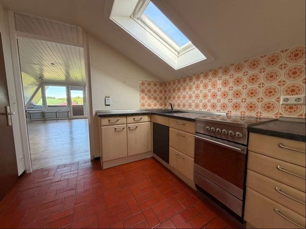 Immobilie in Leutenbach - Traumhafter Blick! 1-Zimmer-Dachgeschosswohnung mit Balkon in Leutenbach-Weiler zum Stein - Bild 2