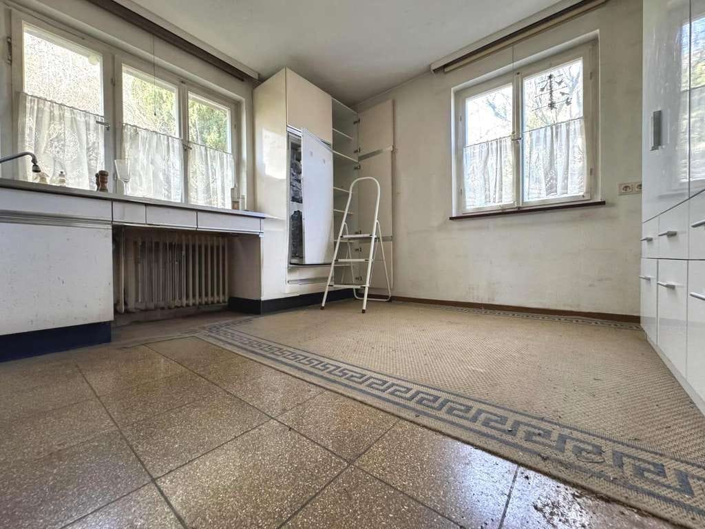 Immobilie in Lichtenstein - Sanierungs-Projekt mit viel Potential in toller Aussichtslage - Bild 4