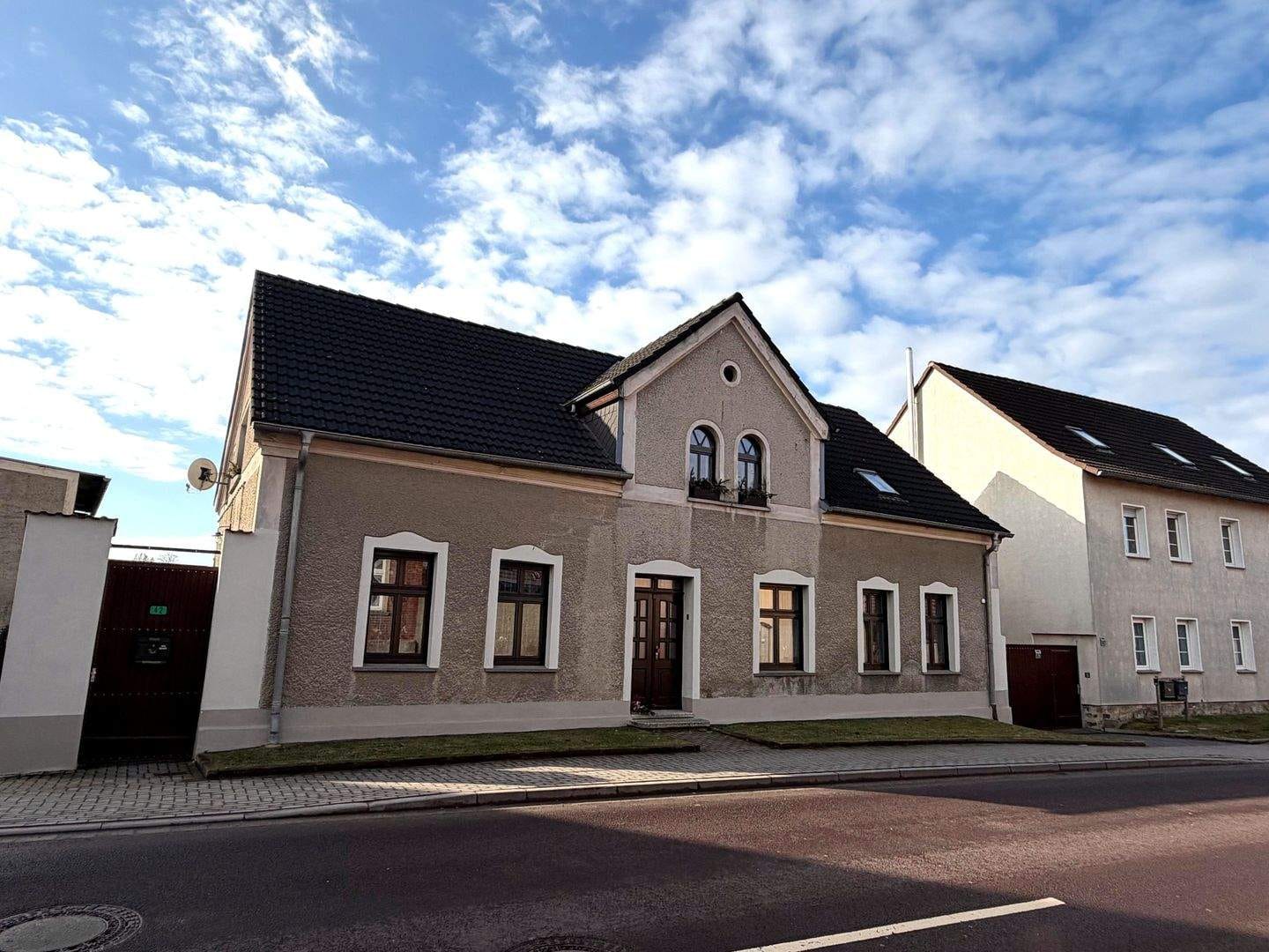 Immobilie in Sülzetal - Liebevoll gepflegtes Einfamilienhaus mit Einliegerwohnung und viel Nebengelass - Bild 0