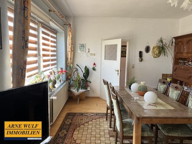 Immobilie in Rom - Einfamilienhaus in Paarsch bei Parchim2832m² Grundstück in Dorfrandlage - Bild 3