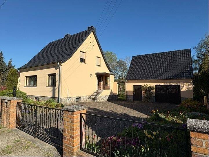 Immobilie in Königshain - Familienidyll mit großzügigem Garten ! - Bild 0