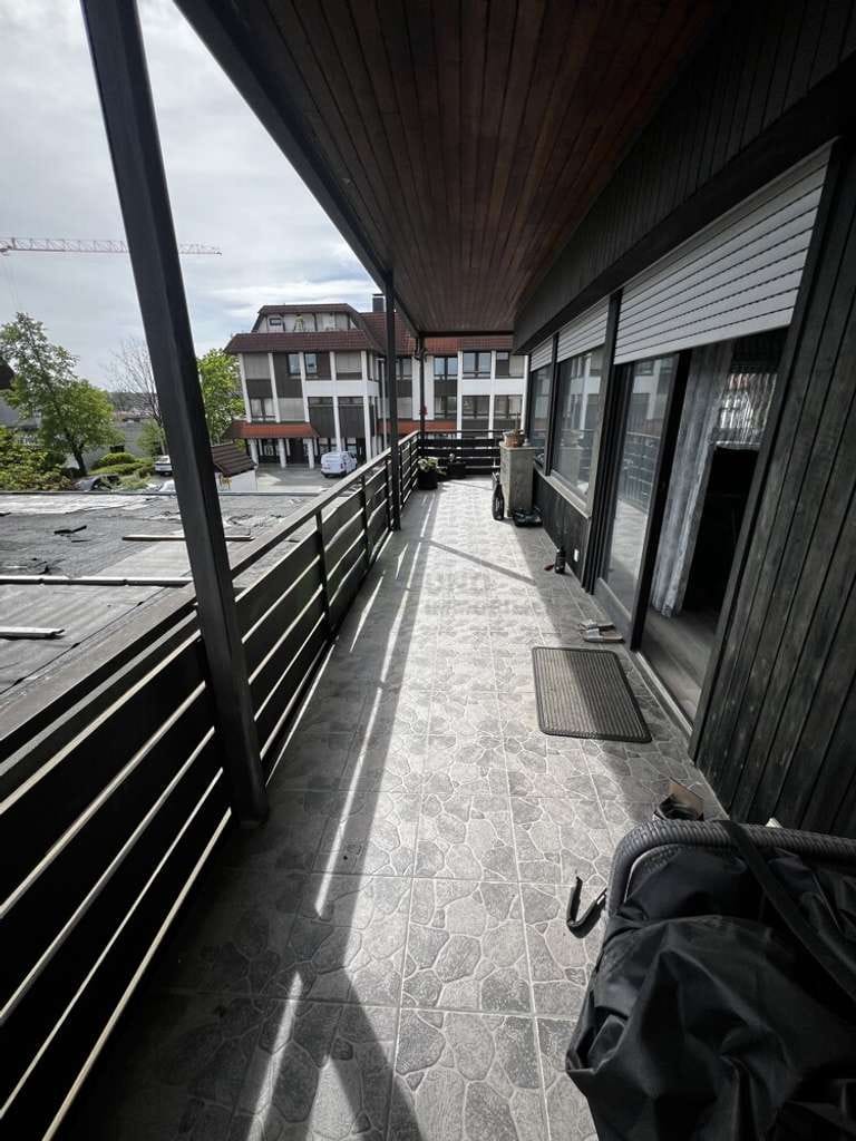 Immobilie in Schönaich - Kapitalanlage: Gepflegte 3,5-Zimmer-Whng mit großem Balkon, Sauna + Stellplatz inklusive - Bild 3