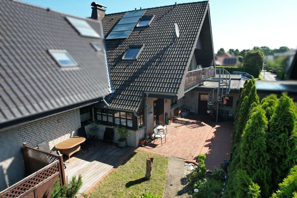 Immobilie in Delbrück - Zweifamilienhaus mit Garten und Garage in Delbrück-Anreppen - Bild 2