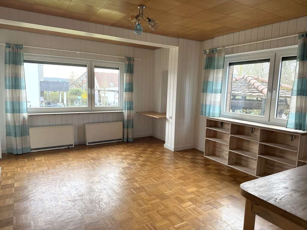 Immobilie in Neuenstadt am Kocher - Zweifamilienhaus mit 1.119 m² Grundstück | viel Platz & Ausbauoption | Neuenstadt-Bürg - Bild 4