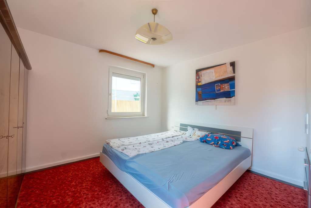 Immobilie in Nusplingen - Flexibles Wohnhaus mit 2 Wohnebenen, Balkon & Entwicklungspotenzial in Nusplingen - Bild 4