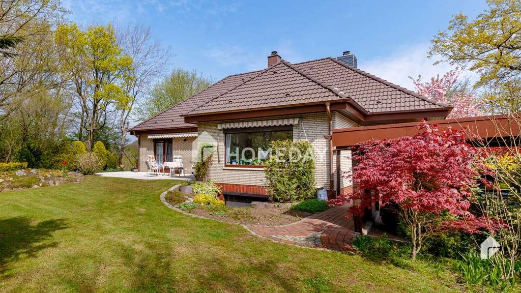 Immobilie in Hitzhusen - Unglaublich schön! Bungalow auf 7300m² großem Grundstück in Waldrandlage und Teich - Bild 0