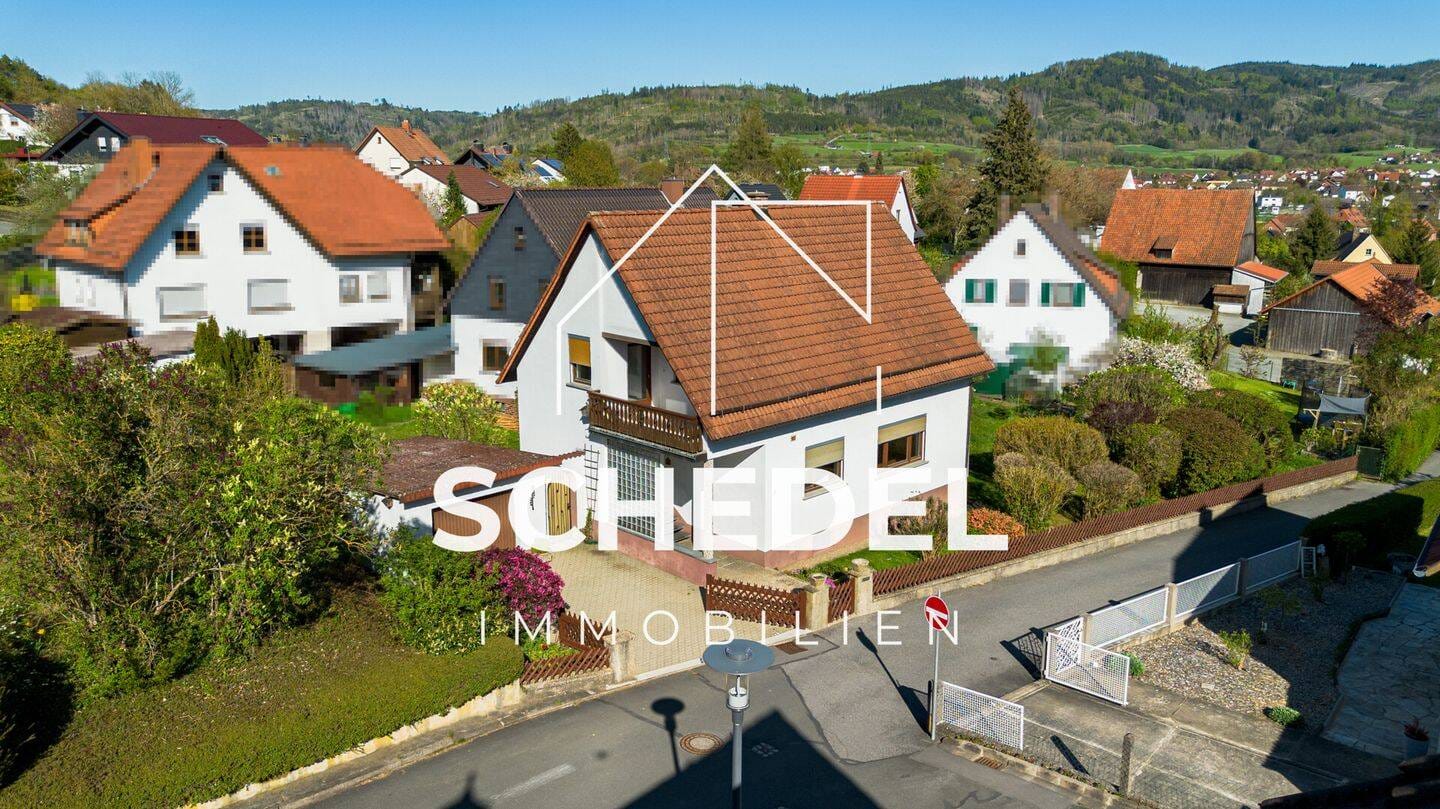 Immobilie in Marktrodach - Einfamilienhaus in gepflegter Wohnsiedlung - viel Raum für Ihre Ideen - Bild 0