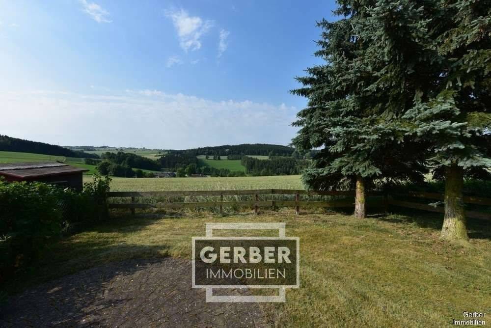 Immobilie in Berg - Wie ein Reiheneckhaus! Charmantes Garten-Refugium im Frankenwald - Bild 0