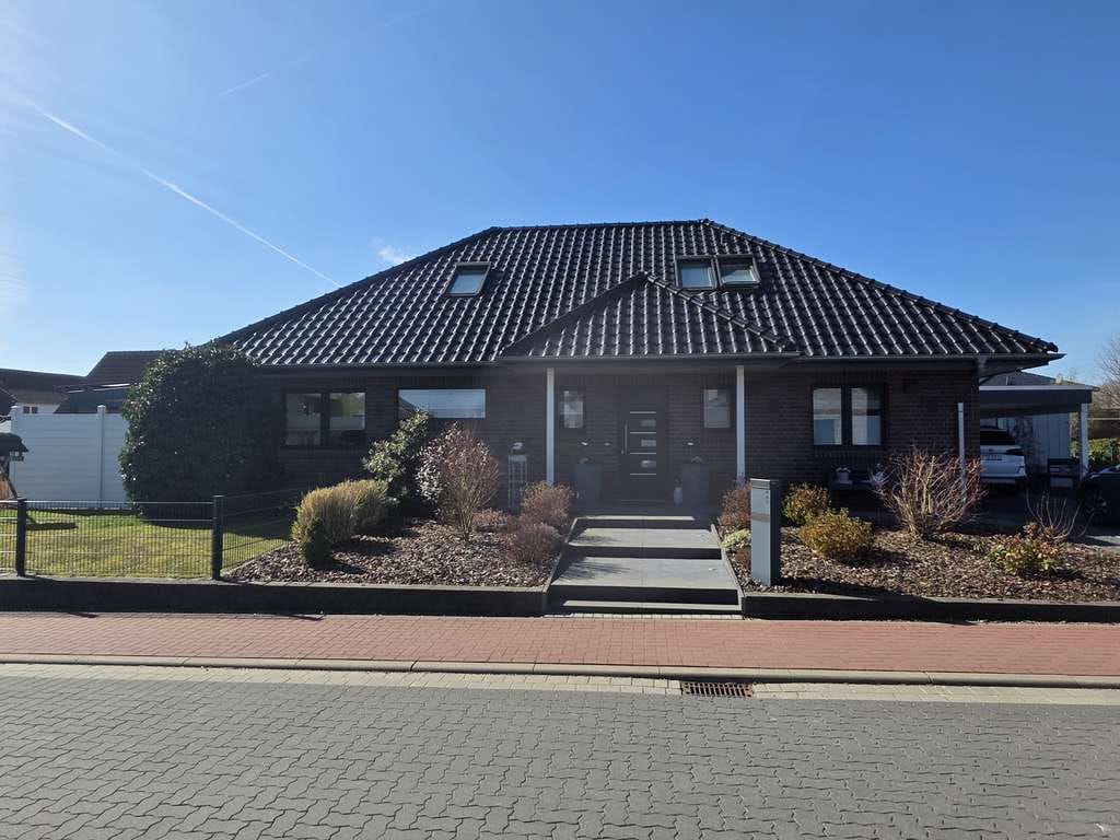 Immobilie in Deinste - Modernes Einfamilienhaus in Deinste: Einzugsbereit und energieeffizient - Bild 0