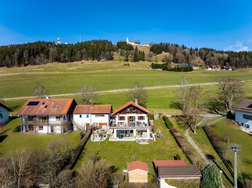 Immobilie in Hohenpeißenberg - Panoramabergblick der Allgäuer Alpen in Hohenpeißenberg - Bild 0