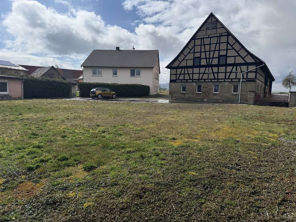 Immobilie in Kupferzell - Wohnhaus mit großen Scheunen, Nebengebäude und viel Platz für Ihr Gewerbe - Bild 4