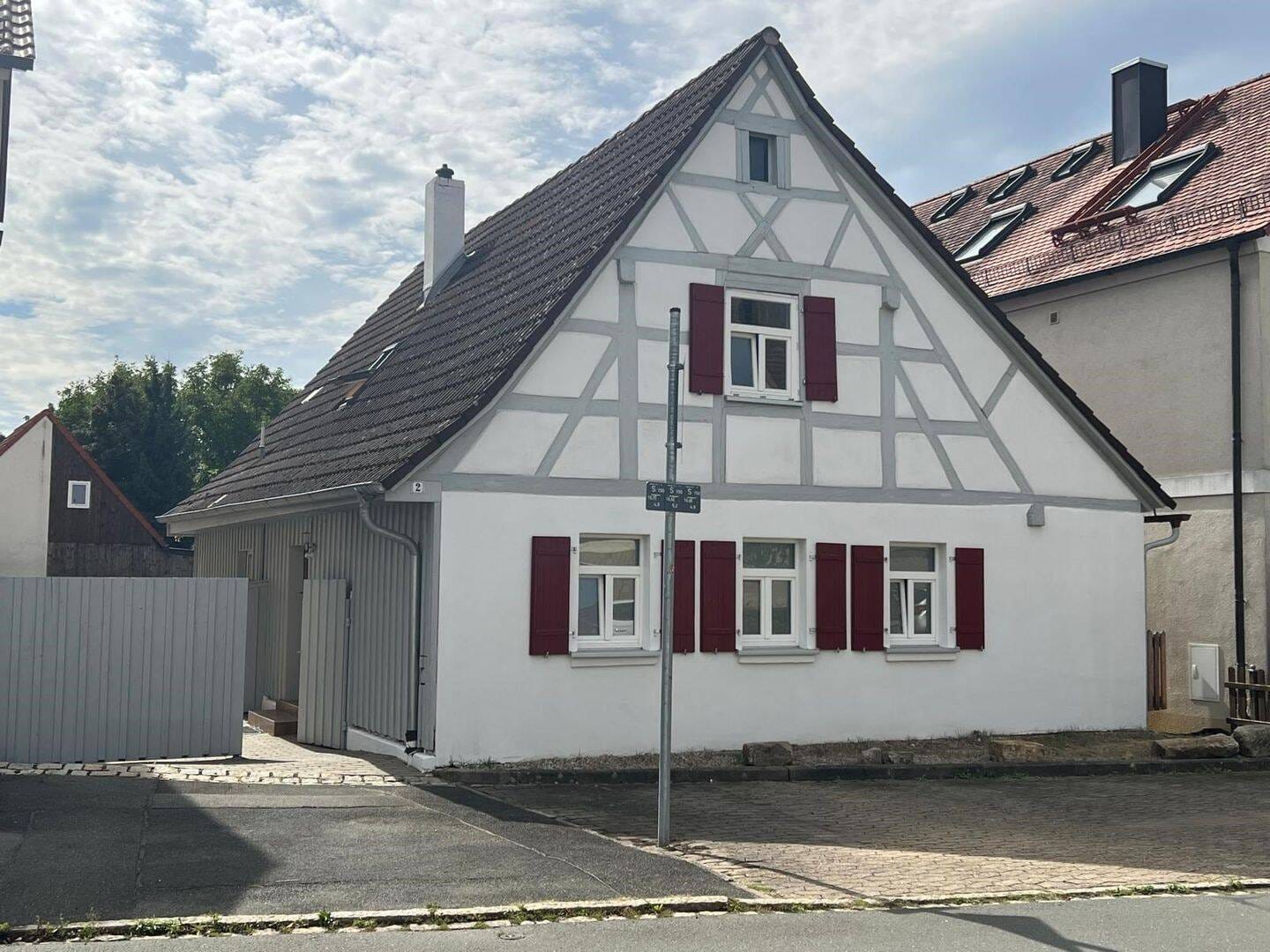 Immobilie in Eggolsheim - Denkmalgeschütztes Juwel - Stilvoll saniertes Bauernhaus mit historischem Charme in Eggolsheim - Bild 0