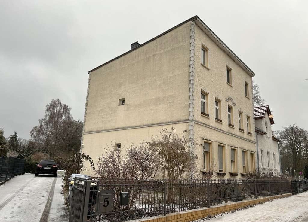 Immobilie in Hohen Neuendorf - Mehrfamilienhaus mit 5 Wohneinheiten+Remise in Hohen Neuendorf - Bild 2