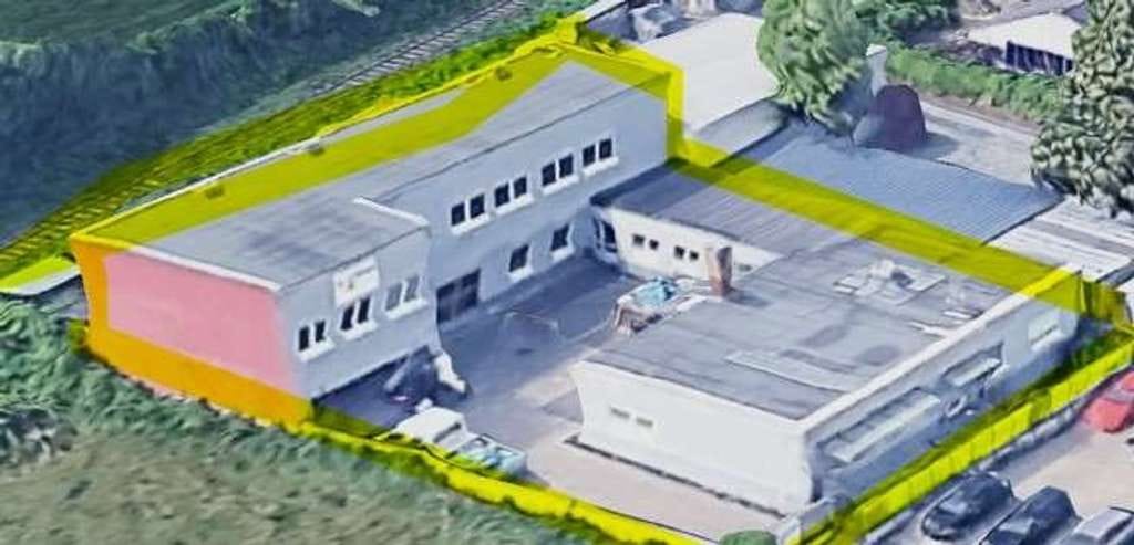 Immobilie in Sulzbach - Gewerbeanwesen mit Wohnhaus (Bungalow) in grüner, zentrumsnaher Lage von Sulzbach/Ts. - Bild 0
