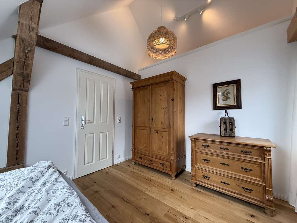 Immobilie in Stolpe auf Usedom - Kernsaniertes Bauernhaus auf Usedom | Gästehaus, Sauna & Scheune - Bild 2