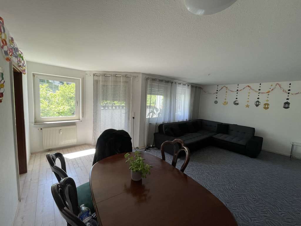 Immobilie in Ehingen (Donau) - Helle Erdgeschosswohnung mit Balkon, Spielplatz & Tiefgarage - Bild 3