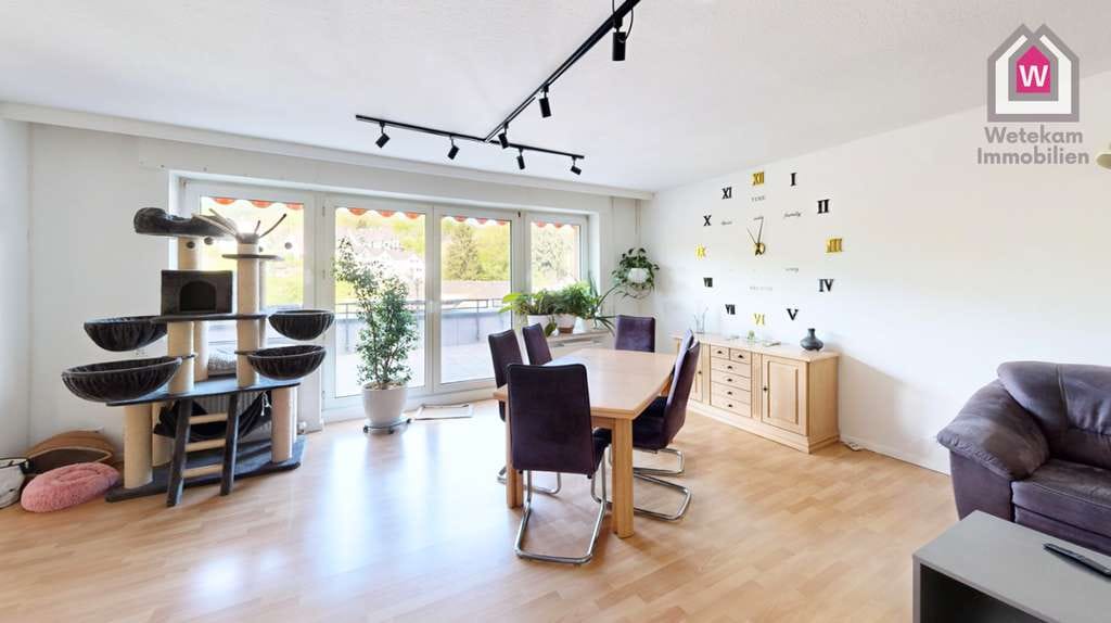 Immobilie in Ennepetal - Wohnen mit Charakter: 
Weitblick, Terrasse und Wellness exklusiv vereint - Bild 3