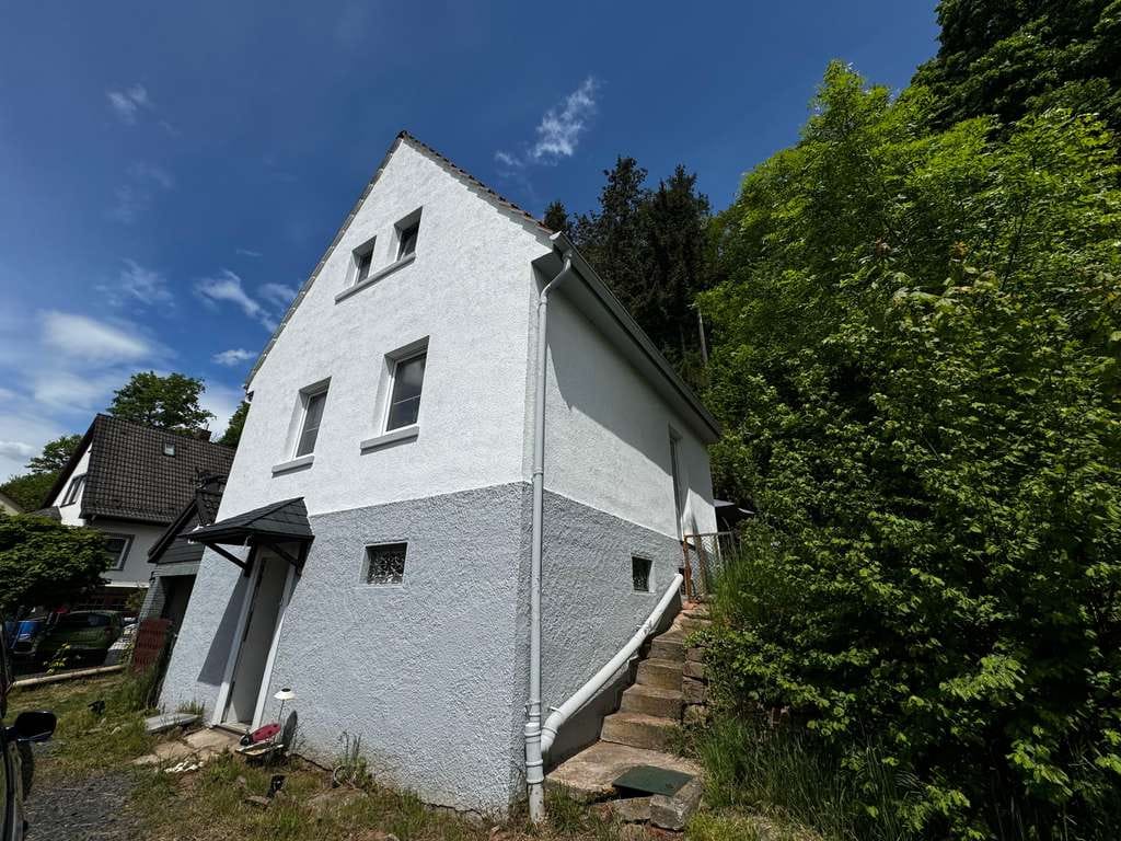 Immobilie in Philippsthal - Charmantes Einfamilienhaus mit großem Grundstück in Philippsthal (Werra) - Bild 2
