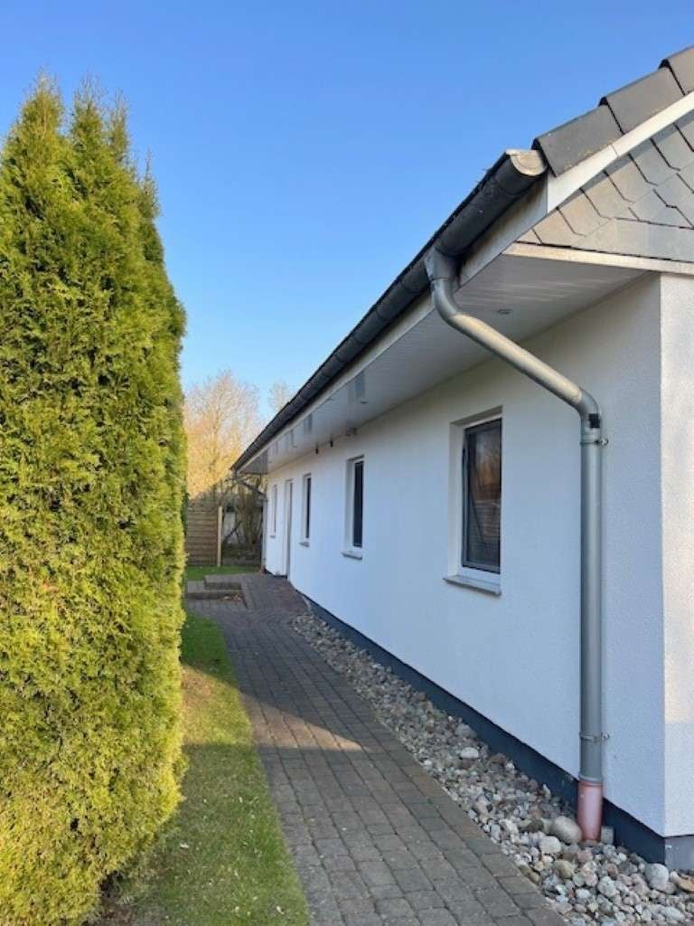Immobilie in Schafflund - Wohnhaus mit zwei vermieteten ebenerdigen Wohnungen - Bild 2
