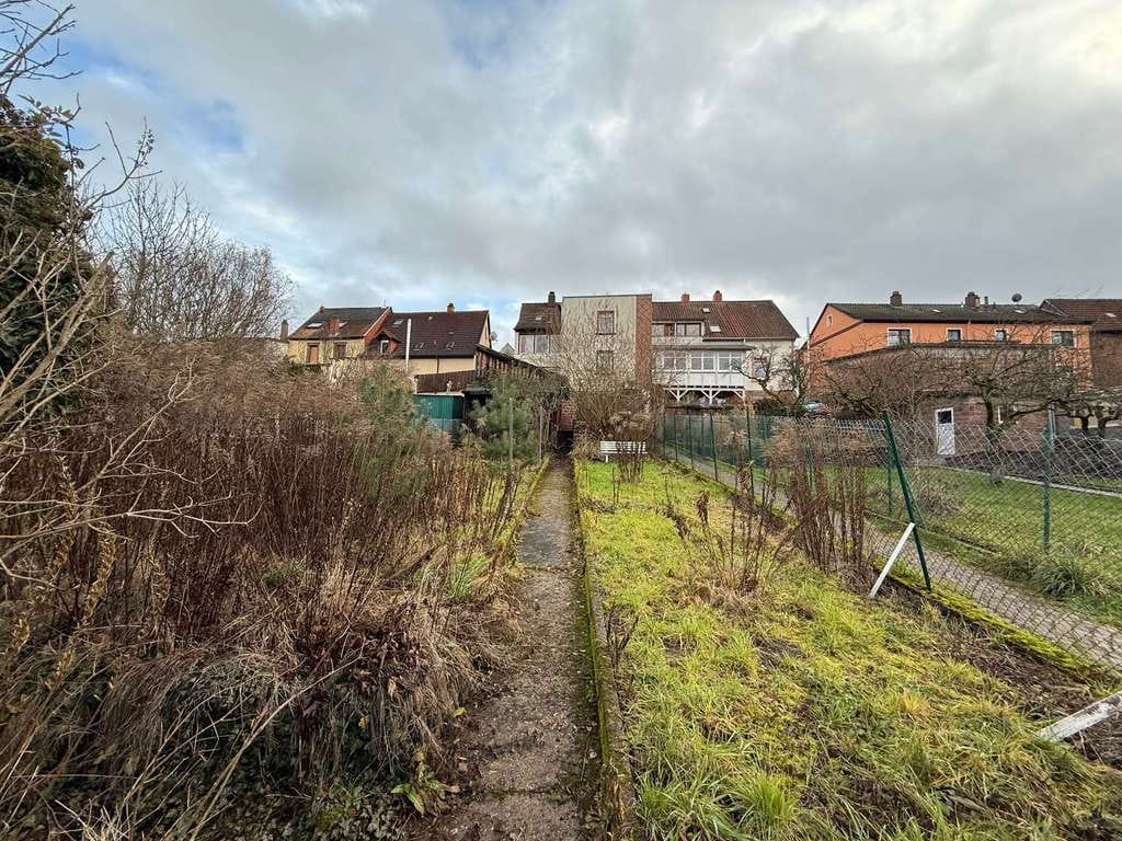 Immobilie in Hochspeyer - Zentral und vielseitig- Objekt mit Potenzial - Bild 0