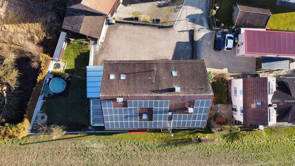Immobilie in Altshausen - Eigenheim mit Mieteinnahmen - Doppelhaushälfte mit freiem Ausblick in ruhiger Sackgassenlage - Bild 2