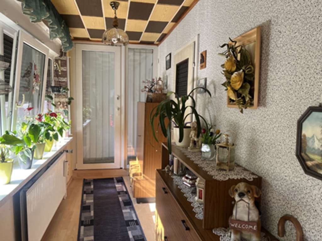 Immobilie in Plessa - Großes Einfamilienhaus mit vielen Extra`s - Bild 1