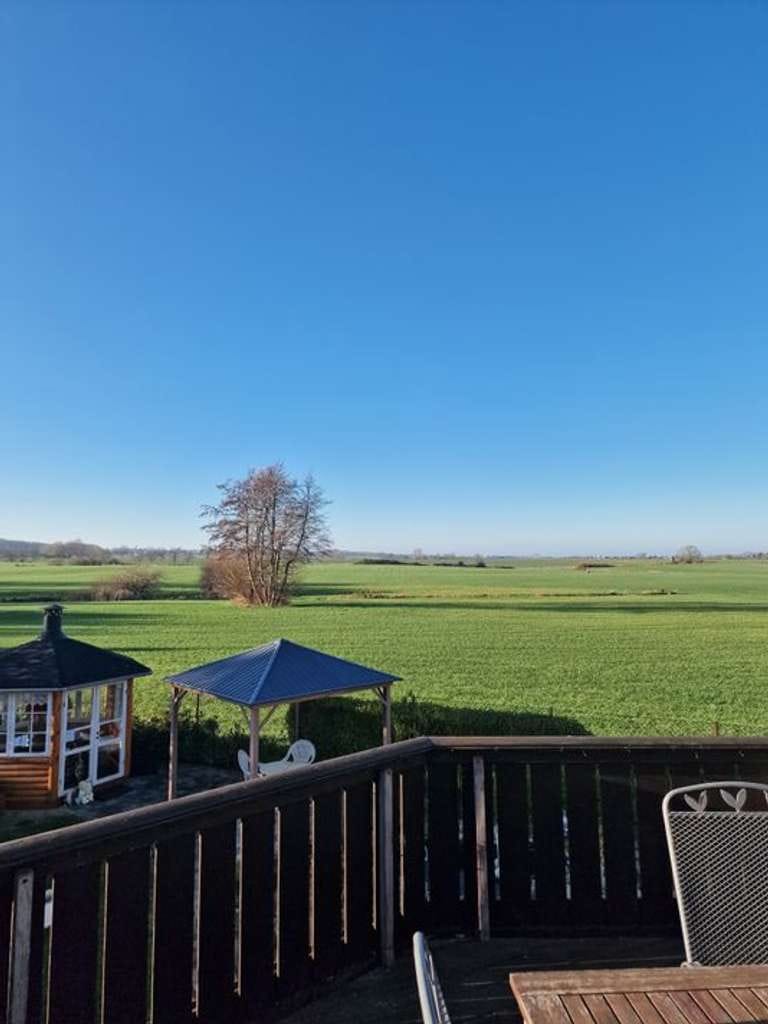 Immobilie in Kühlungsborn - frei stehendes EFH mit ELW und viel Platz - Bild 2