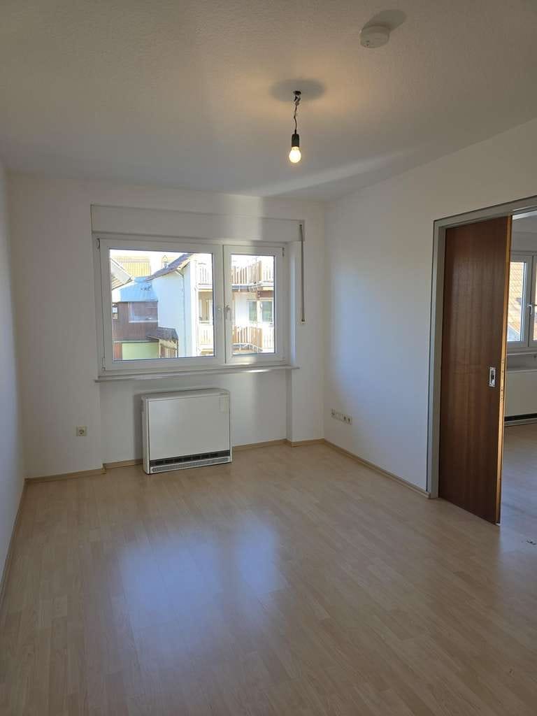 Immobilie in Endingen - Charmante 3-Zimmerwohnung mit Gartenanteil am Kaiserstuhl - Bild 3