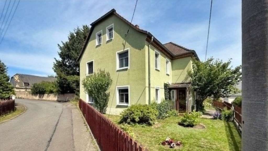 Immobilie in Grimma - Idyllisches Mehrfamilienhaus in Grimma OT Schkortitz  mit viel Platz - Bild 2