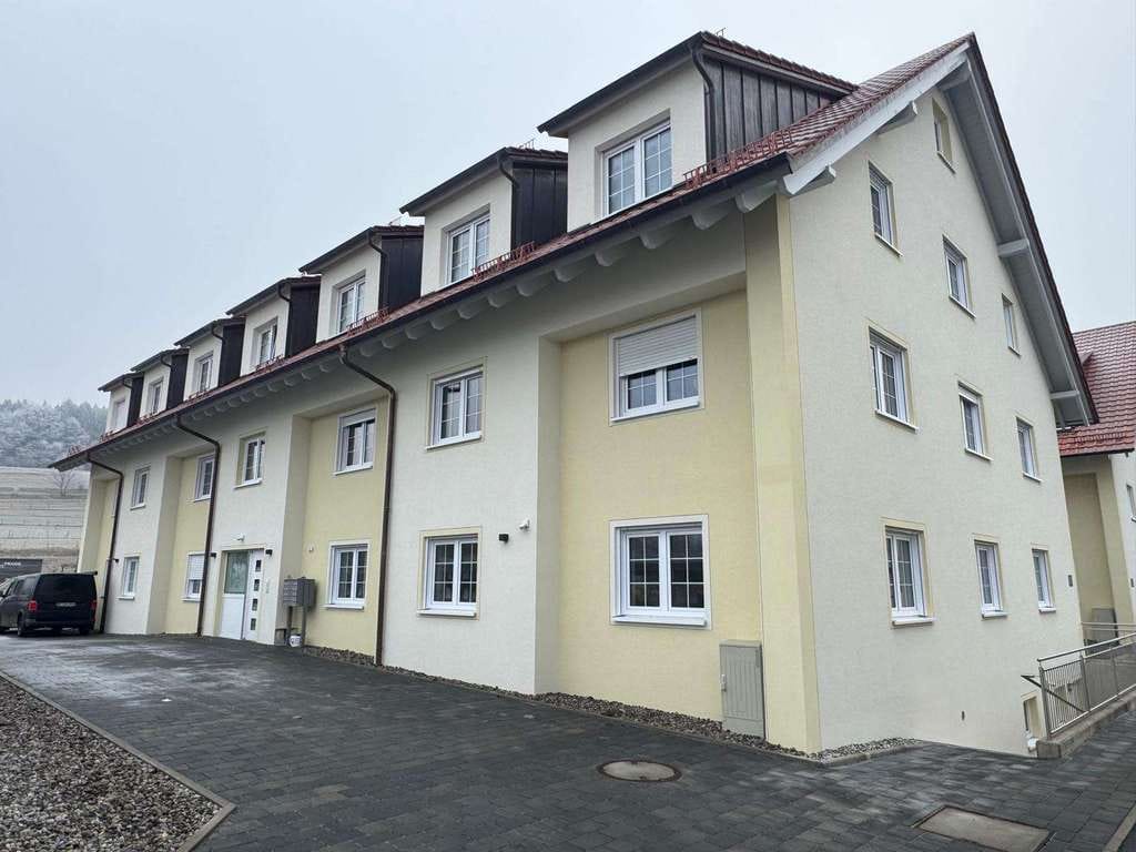 Immobilie in Rot an der Rot - Neuwertig.Barrierefrei.Geräumig. – Moderne 4-Zi.-Erdgeschosswohnung ruhig & naturverbunden - Bild 4