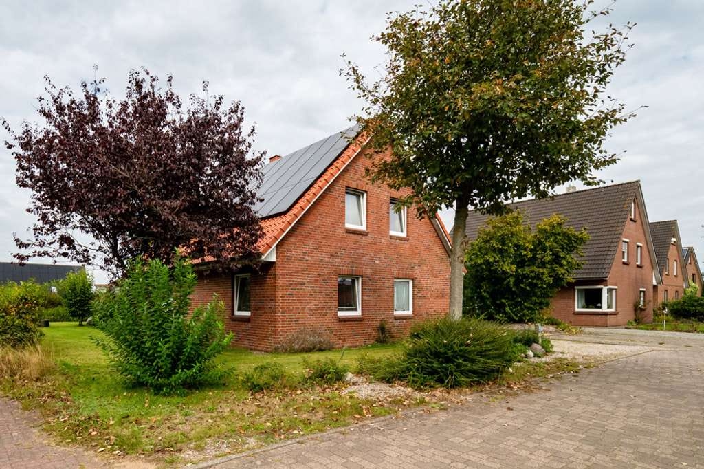 Immobilie in Norstedt - Solide gebaut, energetisch durchdacht und gut gelegen: familiengerechtes Einfamilienhaus in Viöl. - Bild 1