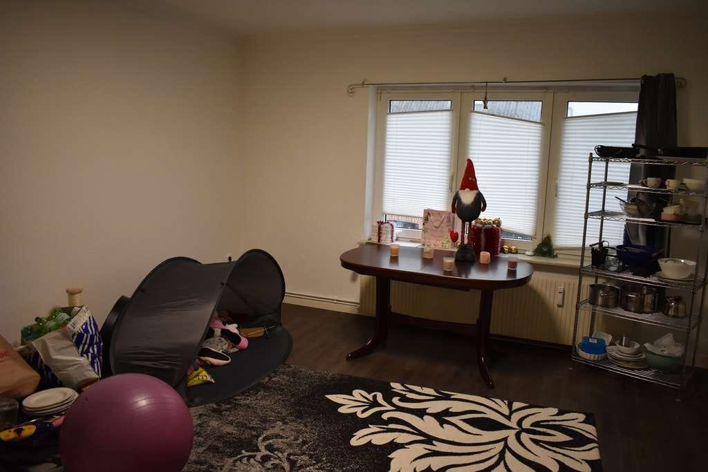 Immobilie in Bredstedt - Zentral gelegenes Wohnhaus mit drei vermieteten Wohnungen - Bild 4