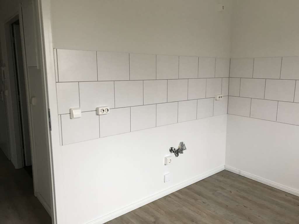 Immobilie in Peenemünde - Renovierte 4-Zimmer-Wohnung im 4. OG mit Balkon in Peenemünde - Bild 4