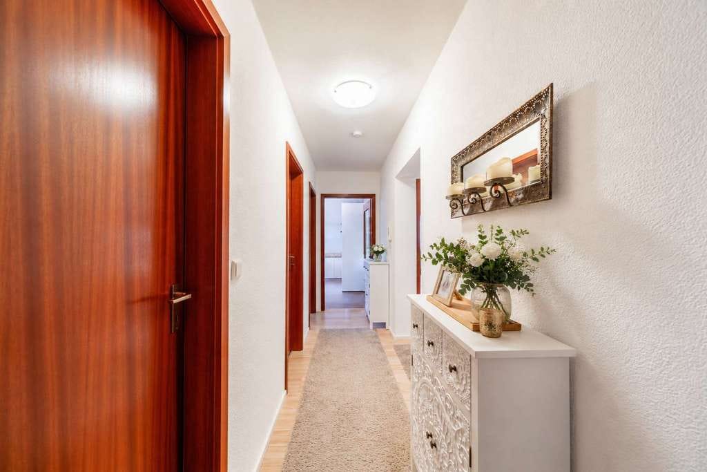 Immobilie in Königsfeld im Schwarzwald - Attraktive 3 Zimmer Dachgeschoß Wohnung im attraktiven Königsfeld - Bild 4