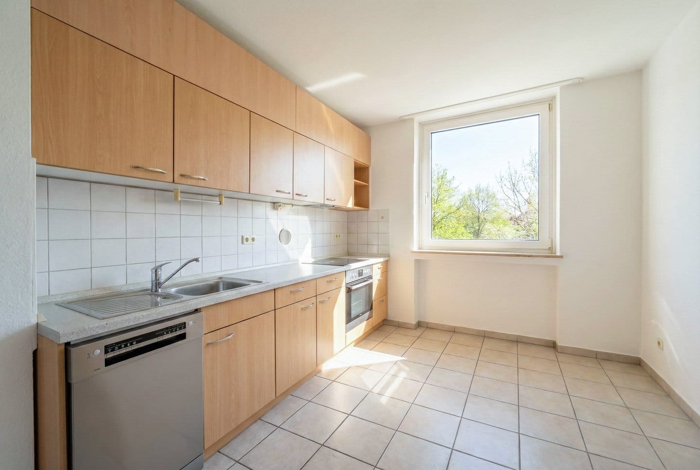 Immobilie in Karlsfeld - Clever geschnittene 2-Zimmer Wohnung mit separater Küche und direkter S-Bahn-Anbindung - Bild 4