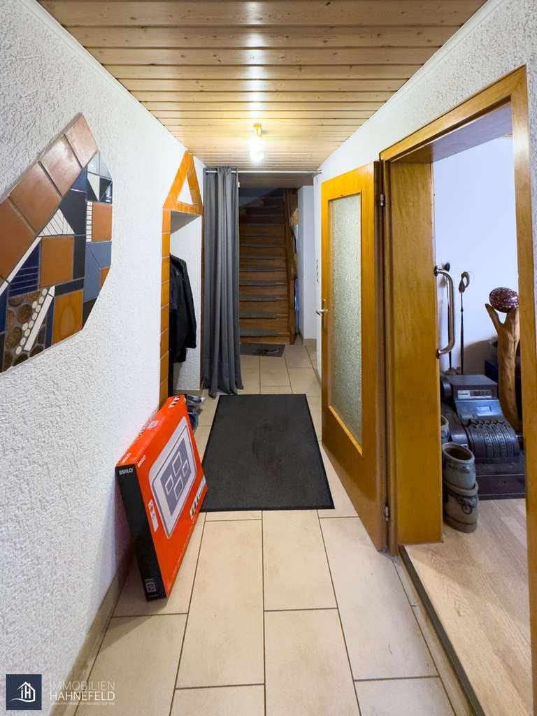 Immobilie in Hünfelden - Einfamilienhaus im Ortskern von Kirberg, Hünfelden - Bild 2