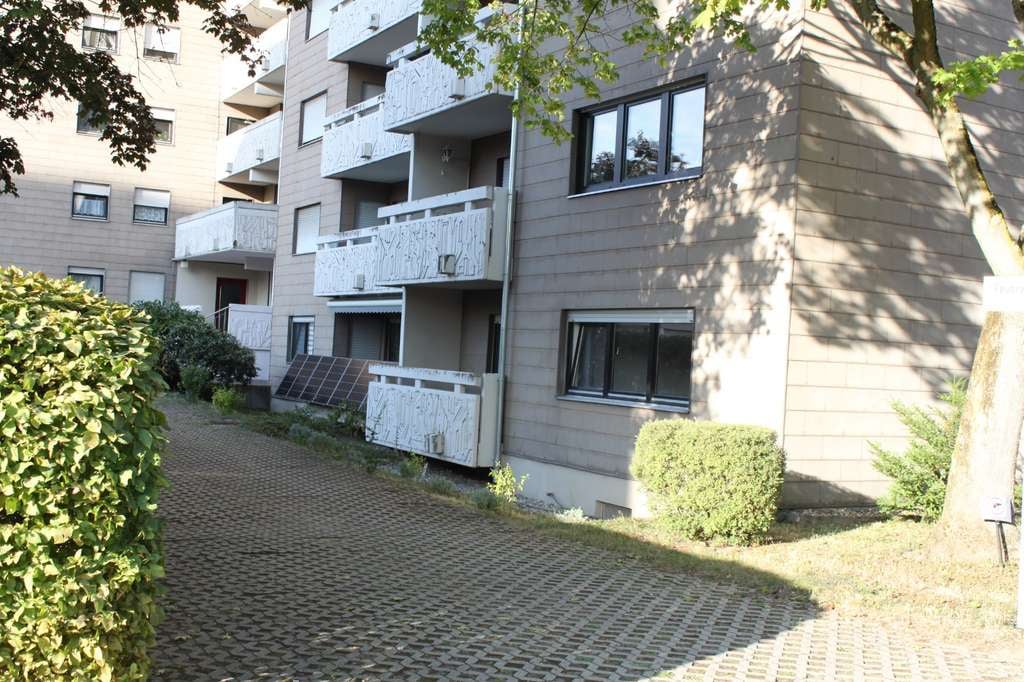 Immobilie in Heppenheim - 3-Zimmer-Wohnung mit großem Balkon und zwei Stellplätzen in Heppenheim  - Bild 0