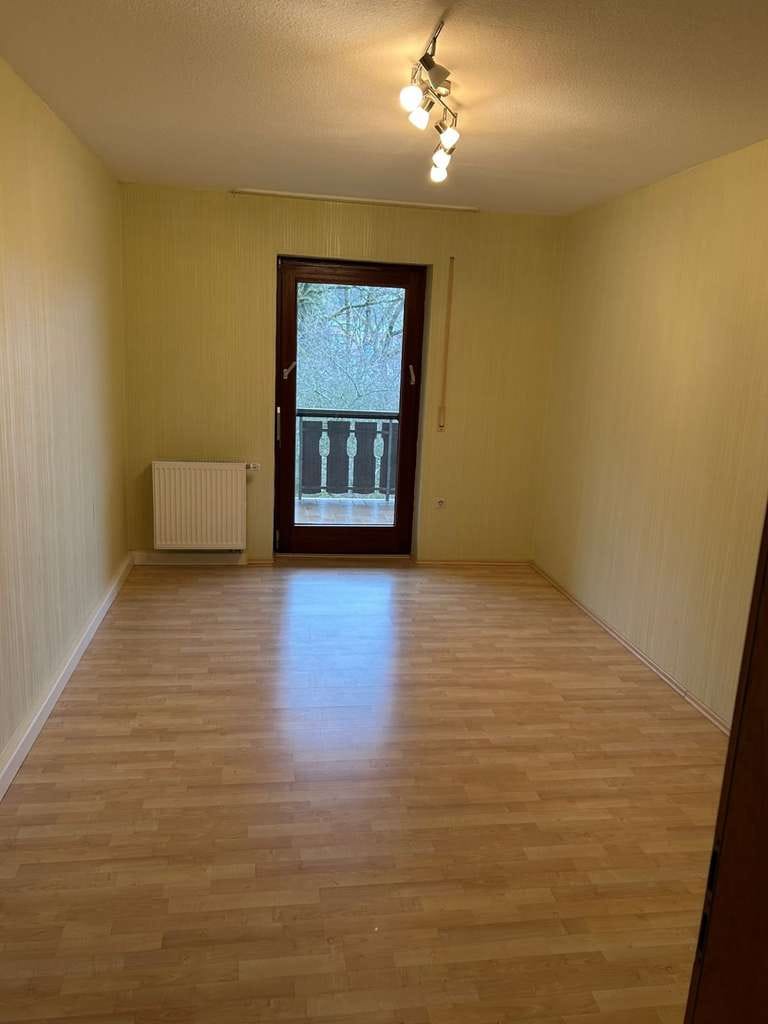 Immobilie in Haßmersheim - Viel Platz in einem großzügigen Mehrfamilienhaus in Haßmersheim - Bild 4