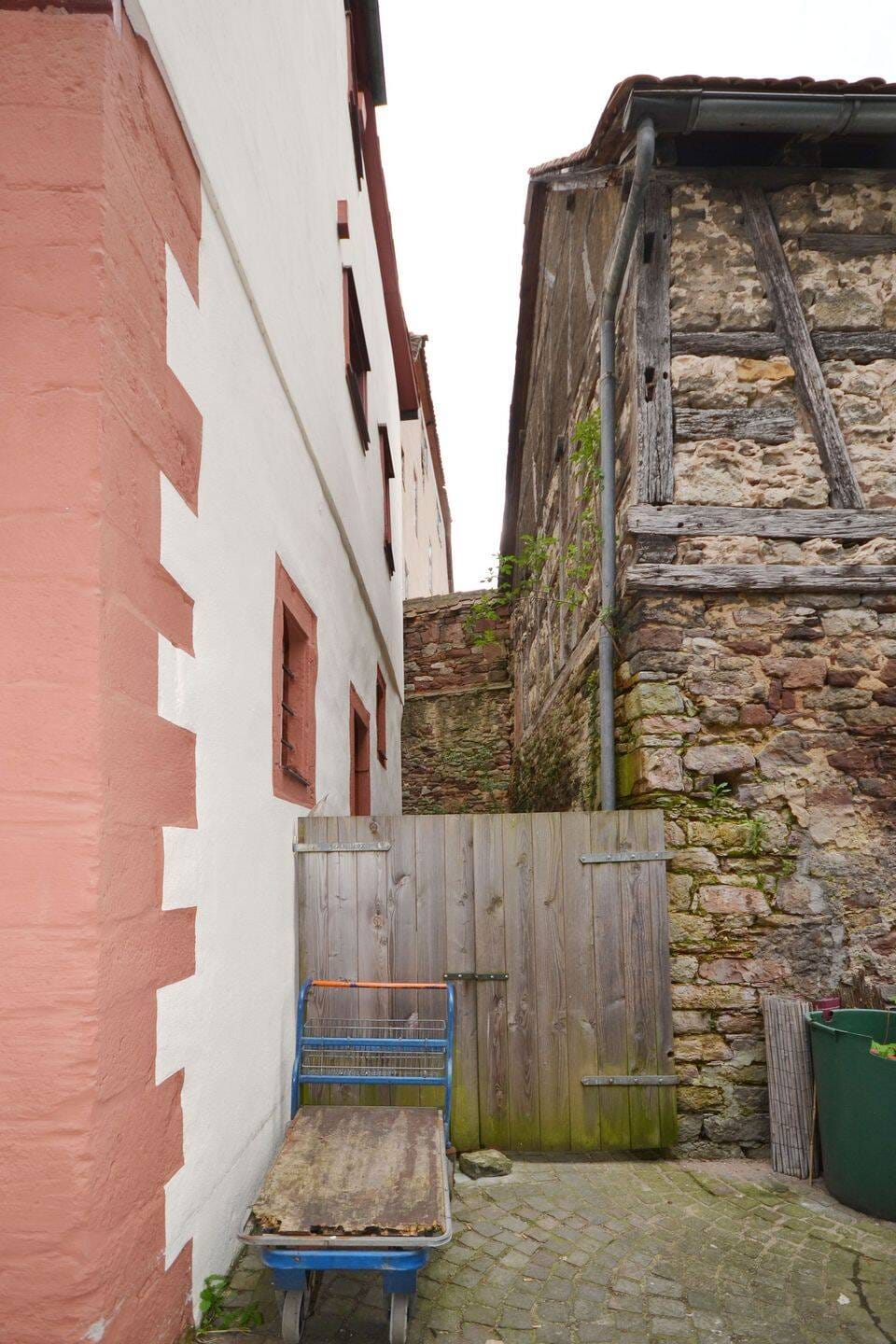 Immobilie in Karlstadt - Dreigeschossiges historisches Wohnhaus - Bild 4