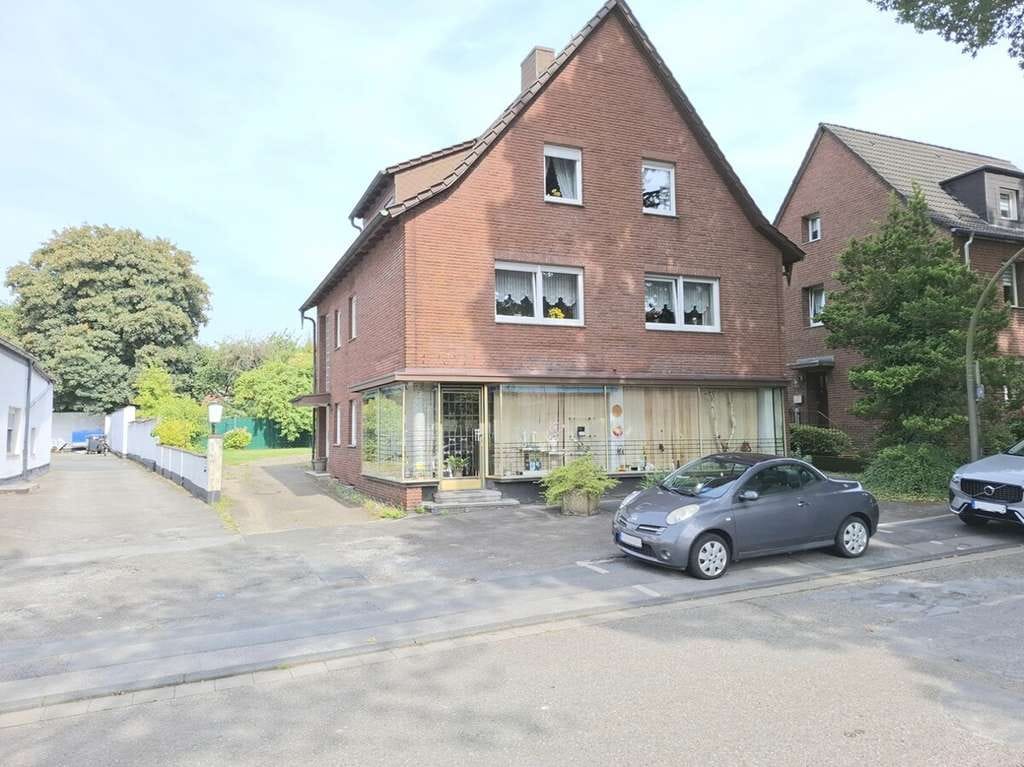 Immobilie in Marl - Marl-Sinsen!
Mehrfamilienhaus mit Potenzial in zentraler, bahnhofsnaher Lage. - Bild 0