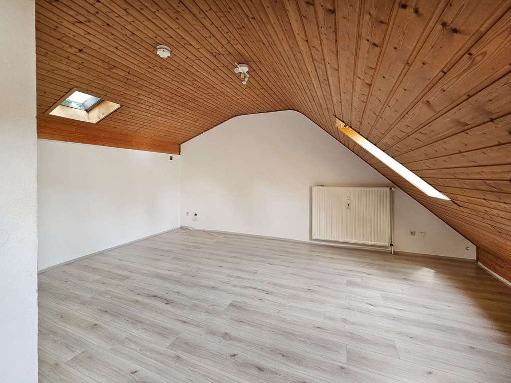 Immobilie in Wiesloch - Ihr neues Zuhause in ruhiger Sackgassenlage – familienfreundliches Reihenhaus mit Garten & Potenzial - Bild 3