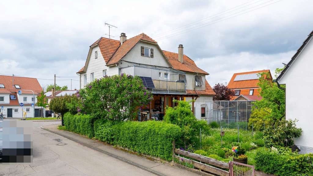 Immobilie in Nehren - Mehrfamilienhaus mit Ladengeschäft + Garage - Bild 0