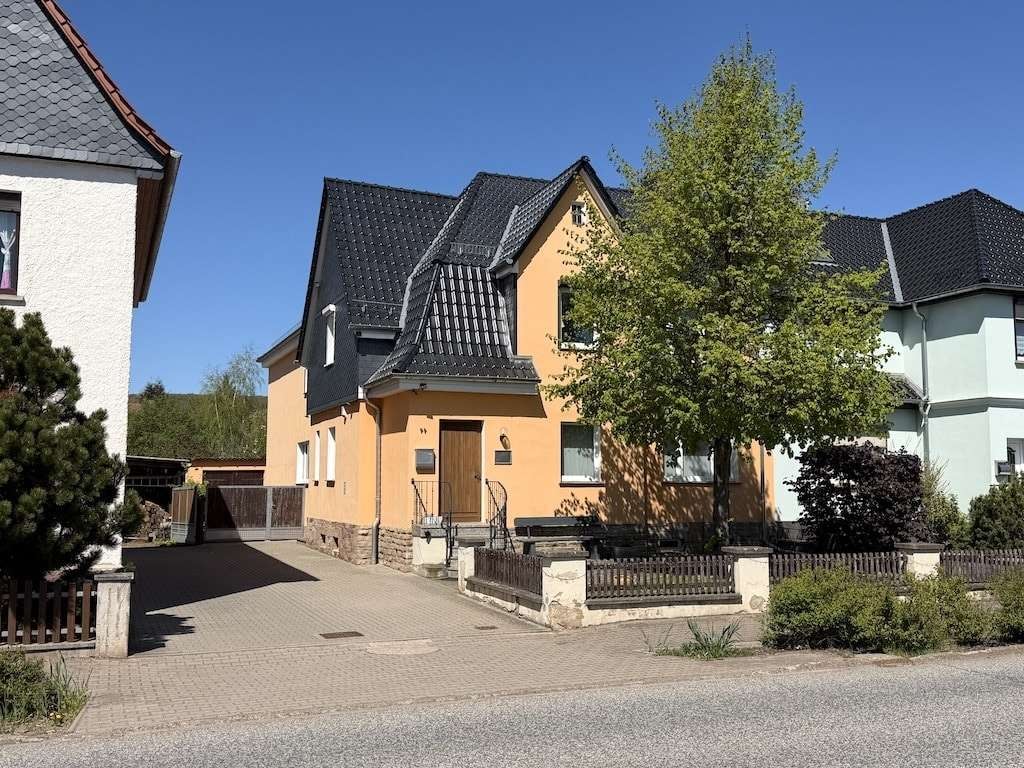 Immobilie in Südharz - Charmantes Ein-/Zweifamilienhaus im Südharz - Bild 0