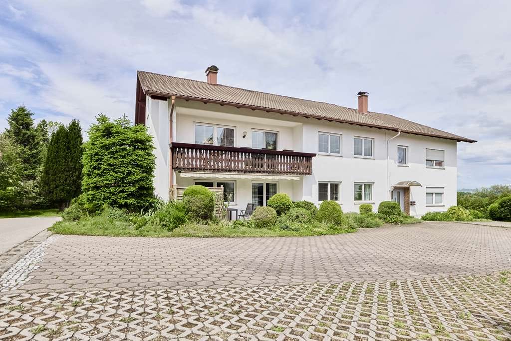 Immobilie in Mittelneufnach - Attraktives Anlageobjekt: 
vermietetes Mehrfamilienhaus mit Entwicklungschance in Mittelneufnach - Bild 0